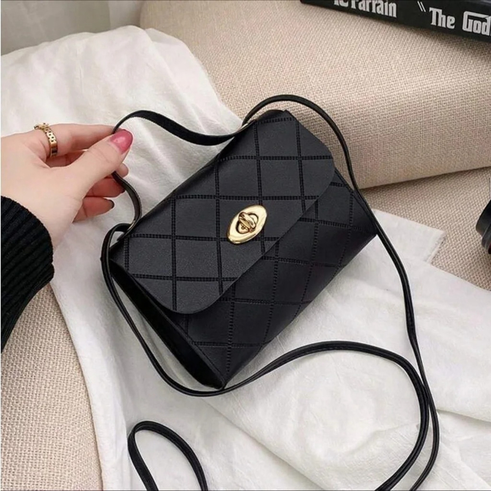 ⚠️Clearance Mini Black Embossed Shoulder / Crossbody Bag - Picture 3 of 5